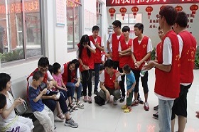 电气工程学院‘筑梦电气’三下乡服务队赴福利院开展志愿服务活动